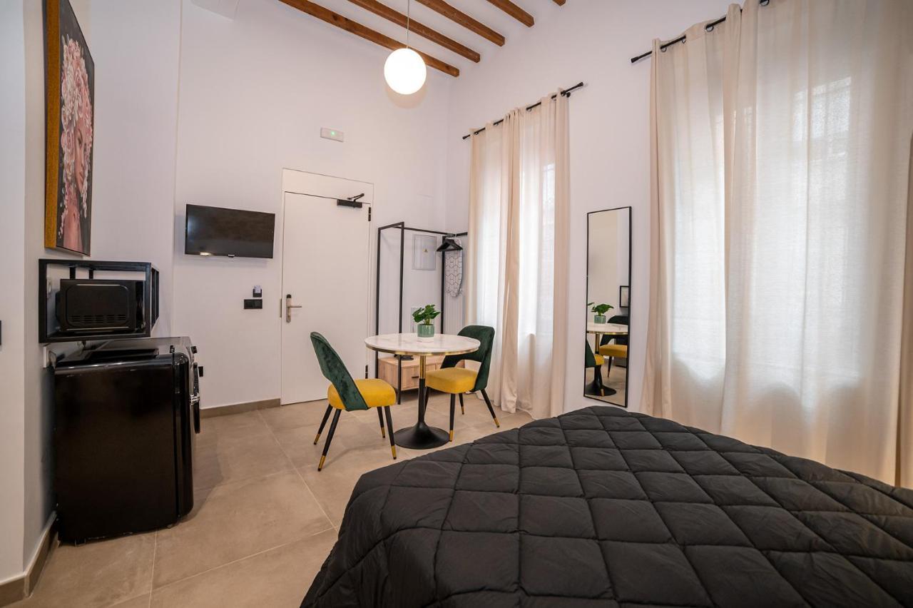 Apartamentos Loliqui Centro Alicante Exterior foto
